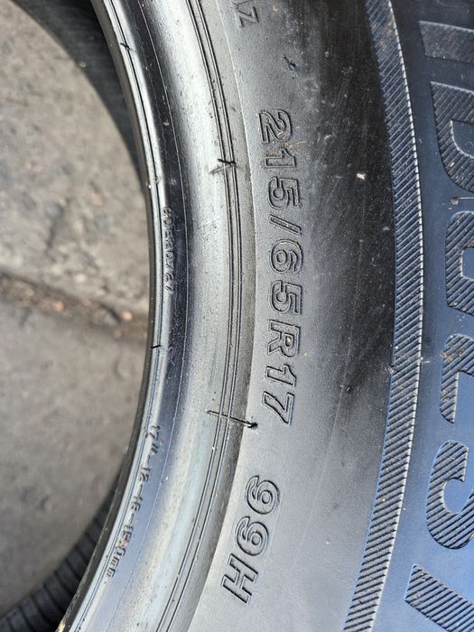 Шини зимові 215/65/r17, Bridgestone Blizzak LM001