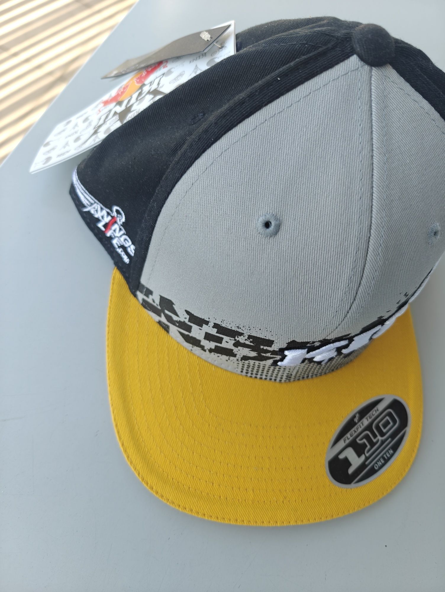 Nowa czapka z daszkiem Red Bull enduro cross Kini mtb redbull moto