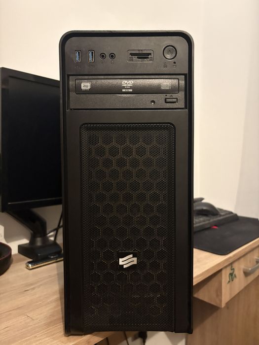 Komputer rtx1070 procesor 7400 16gb ram