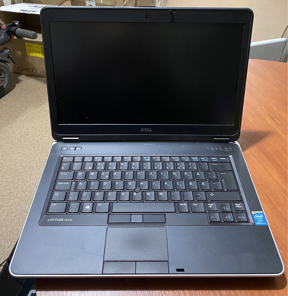 Dell Latitude E6440 14"/i7-4 /4GB RAM/120GB SSD! n235