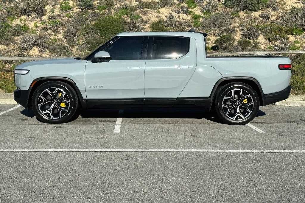 2023 Rivian R1T Adventure Quad Motor Crew Cab AWD