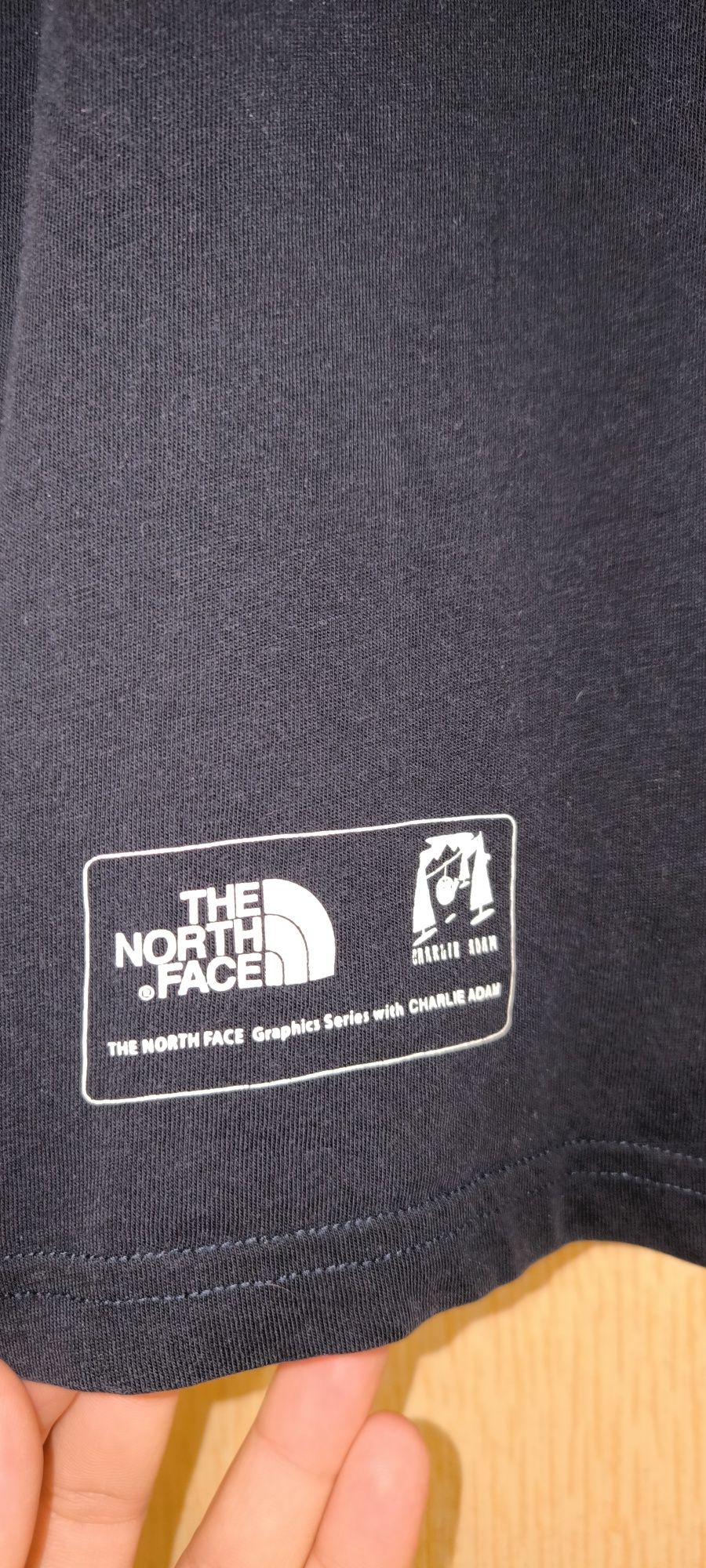 Футболка The North Face Charlie Adam (XS) заміри в описі