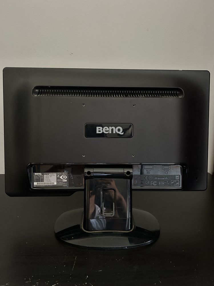 Monitor barato vga