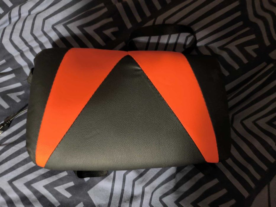 Nowa poduszka do fotela gamingowego z USB Wysyłka