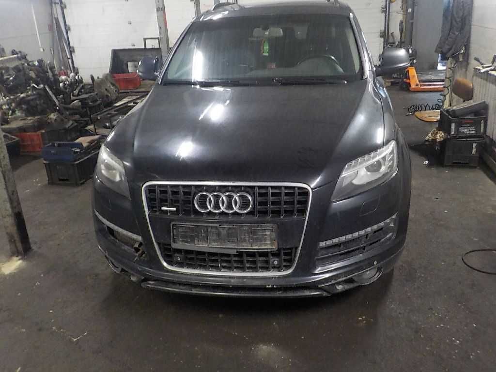 Бампер Audi Q7 4M шрот разборка 4L