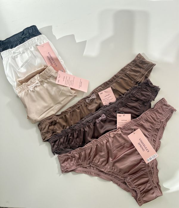 Жіночі трусики. Труси.