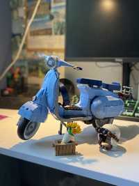 Zestaw Lego Icons Vespa 10298