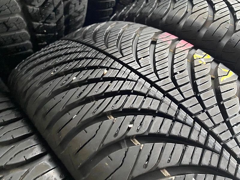 215/55r17 Goodyear Vactor 4S gen2_8mm_4szt_(131)