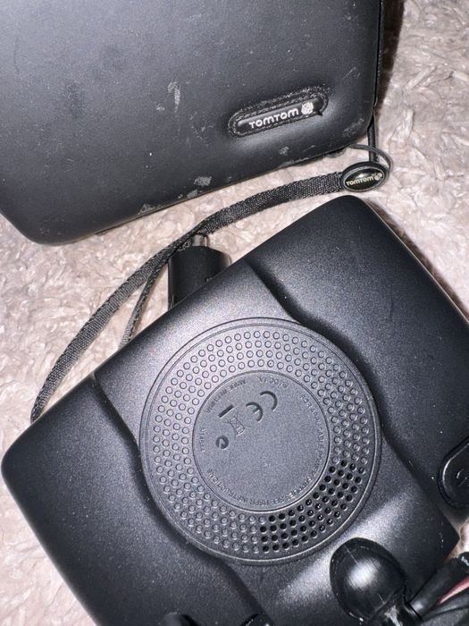 Nawigacja Tomtom Go plus Etui