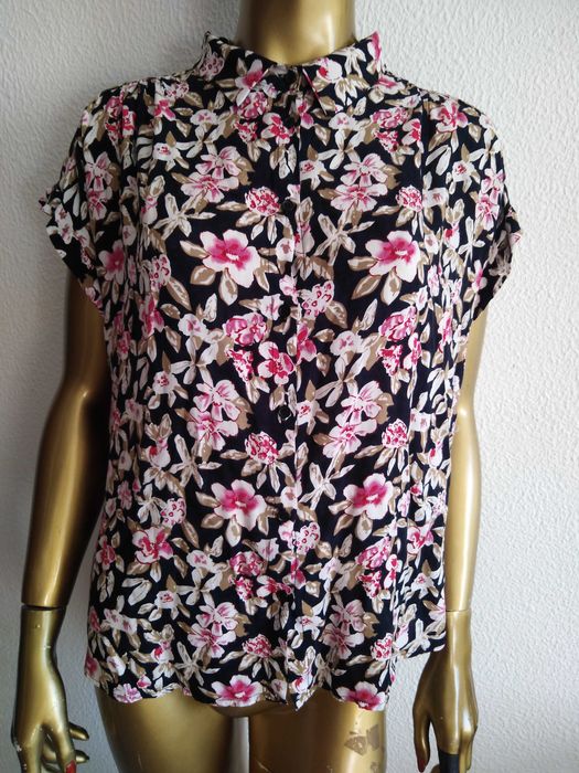 Blusa Padrão Floral WS2 Urban Style L