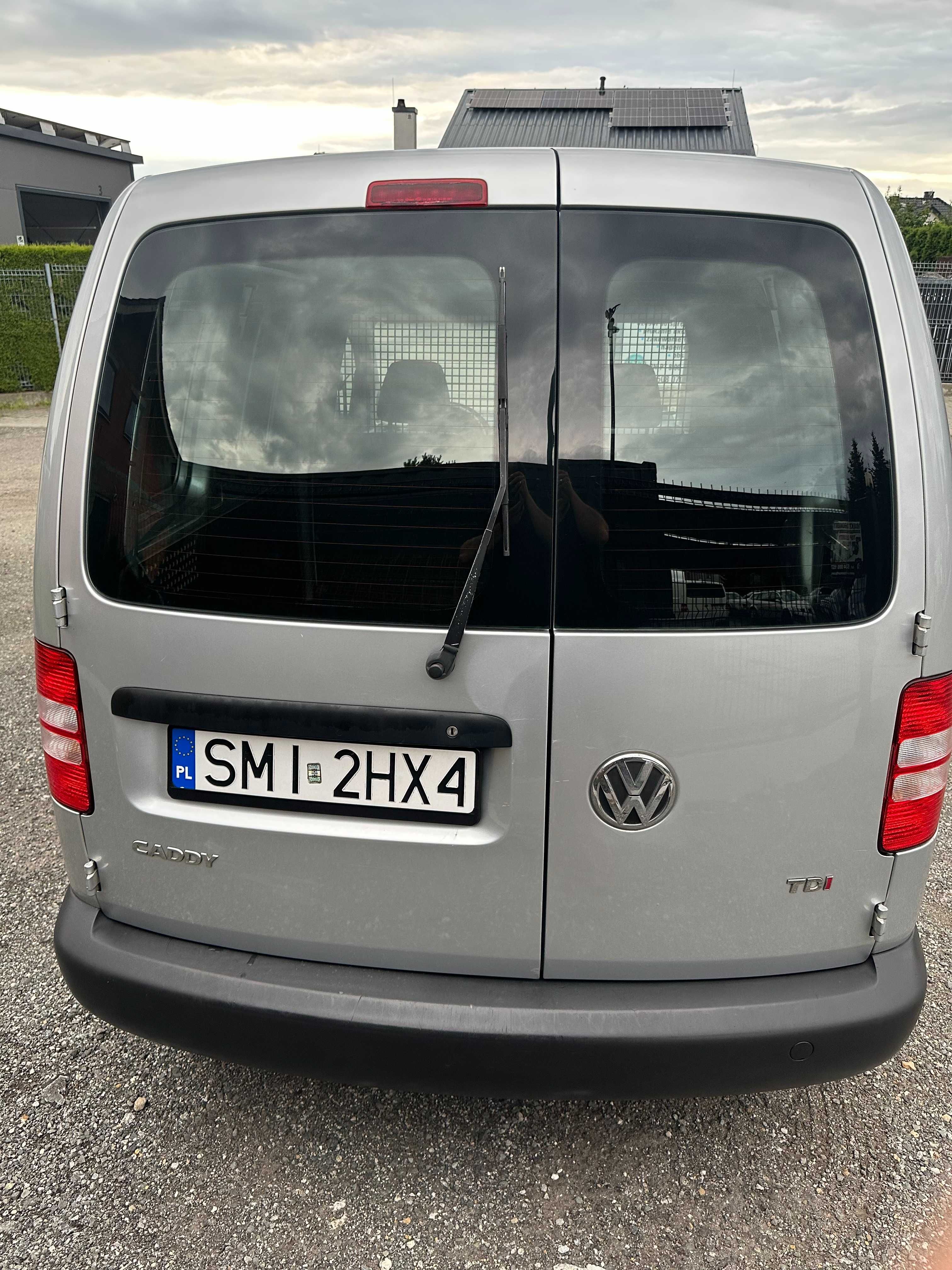 VW CADDY III 1.6 TDI 2010r. DSG 102KM