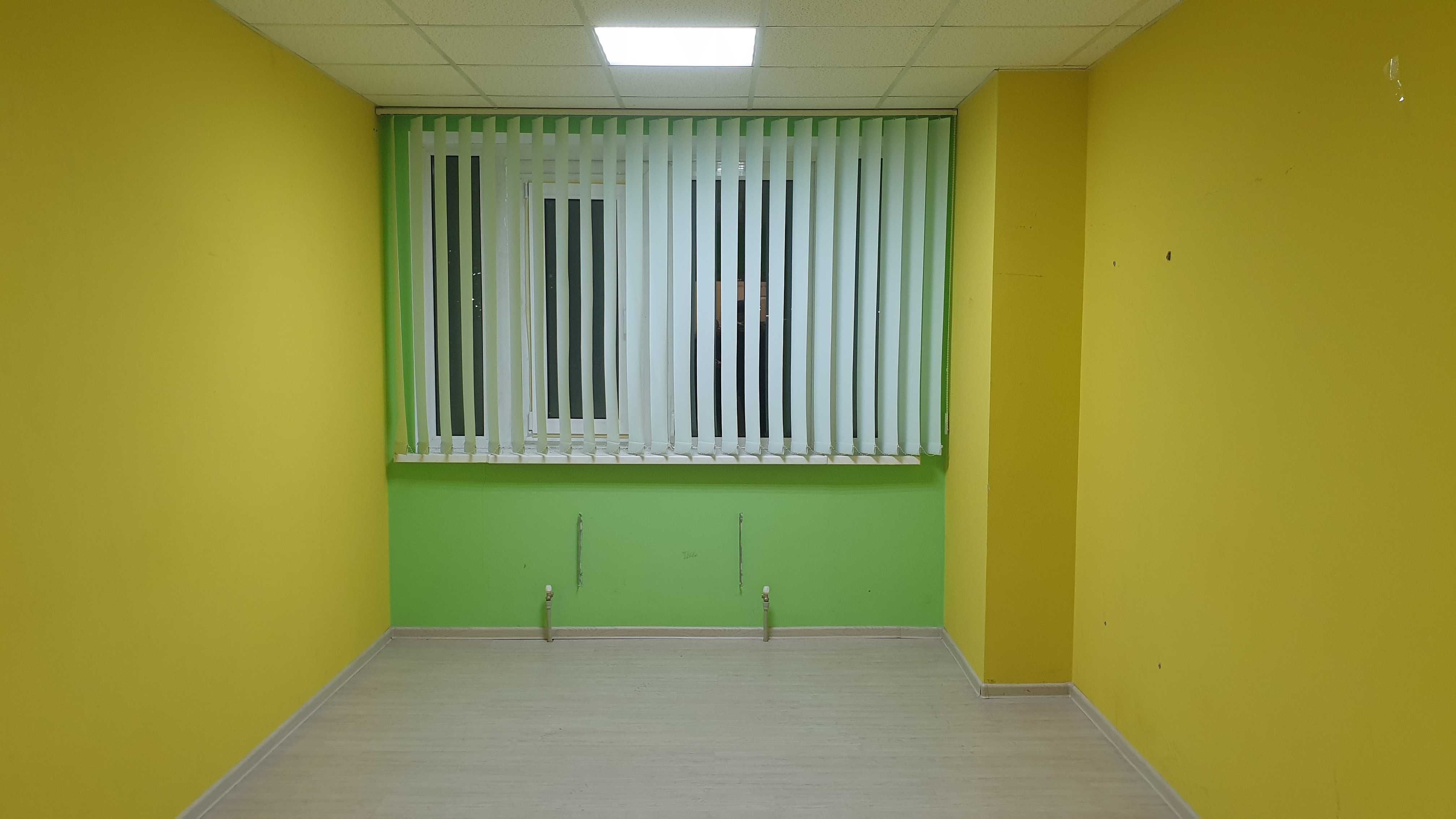 Без% 1-й поверх метро Деміївська, Автовокзал, Велика Китаївська,53