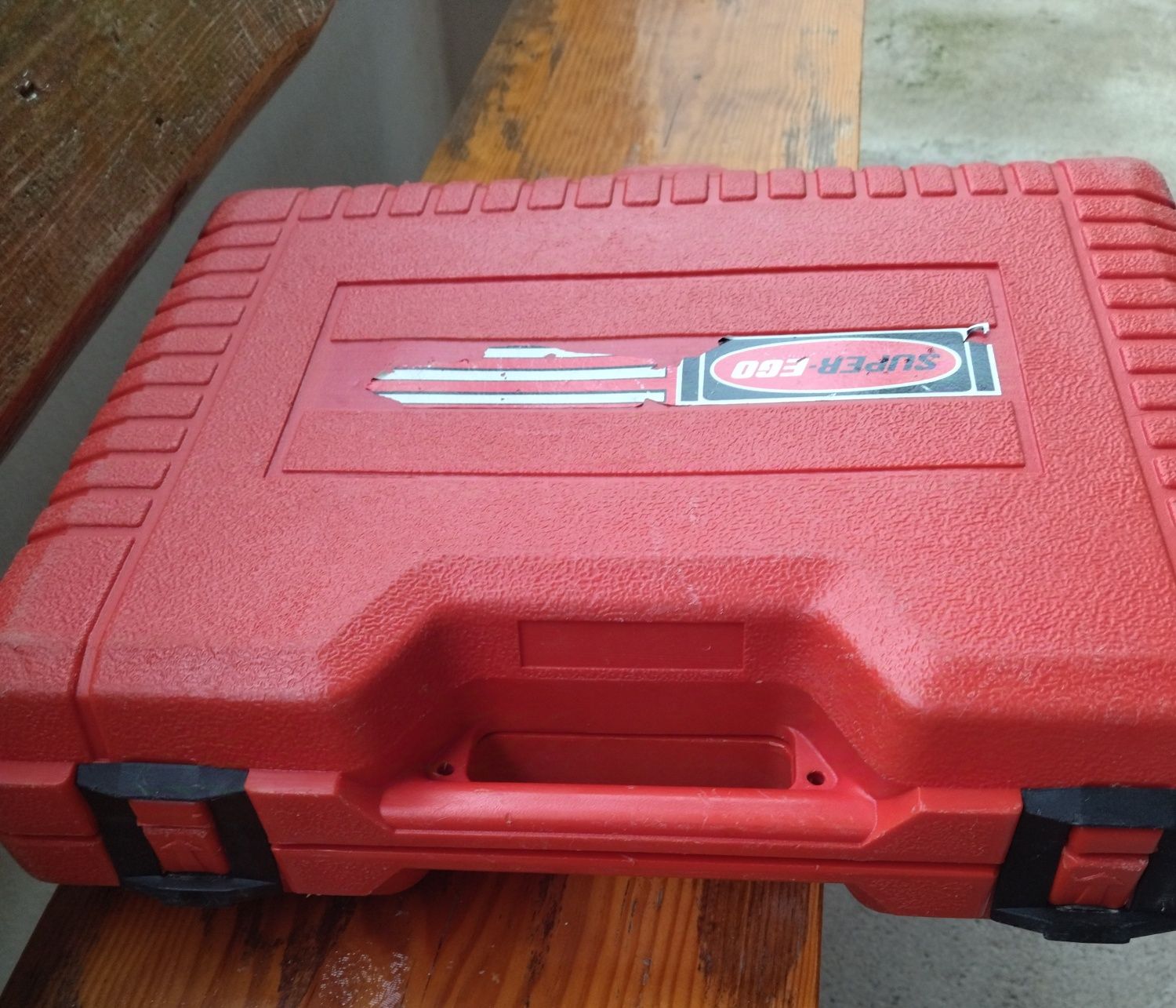 Máquina de fazer roscas em tubos