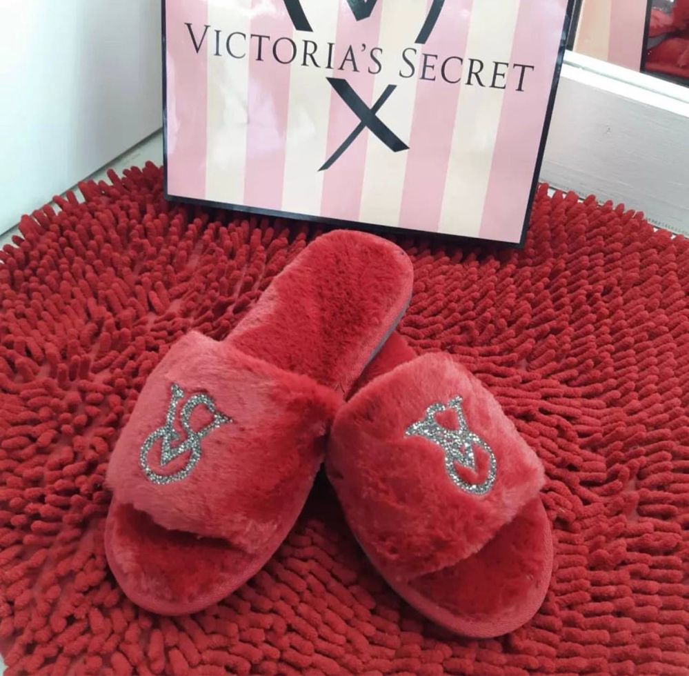Домашні тапочки Victoria’s Secret