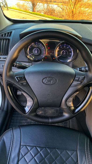 Продам Hyundai Sonata