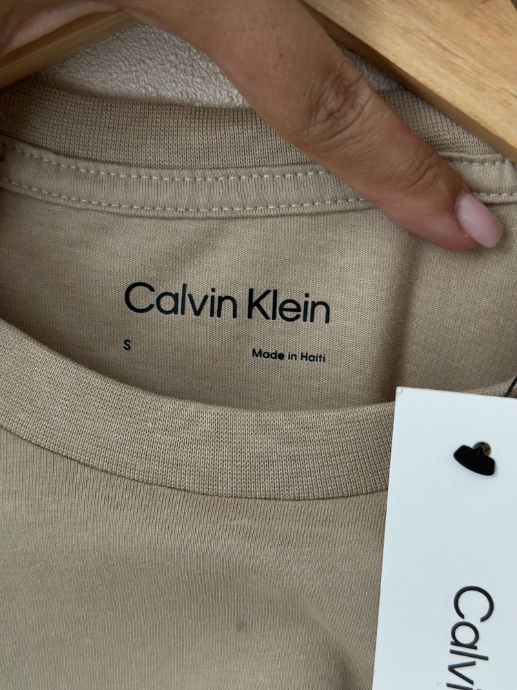 Оригінал! Футболка Calvin Klein, розмір S