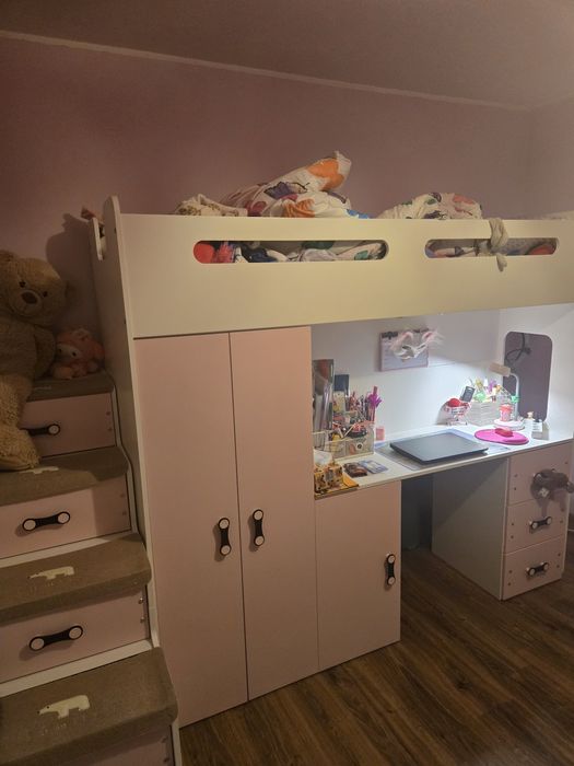 Łóżko piętrowe z biurkiem dla dziecka