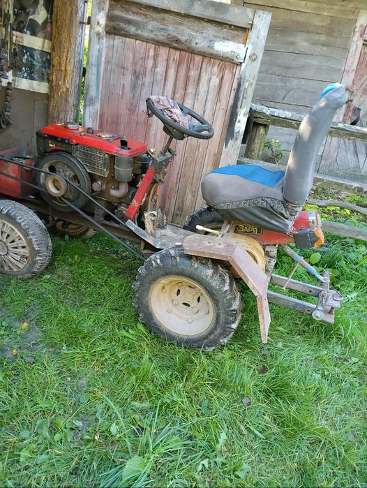 Продаю тракторець.