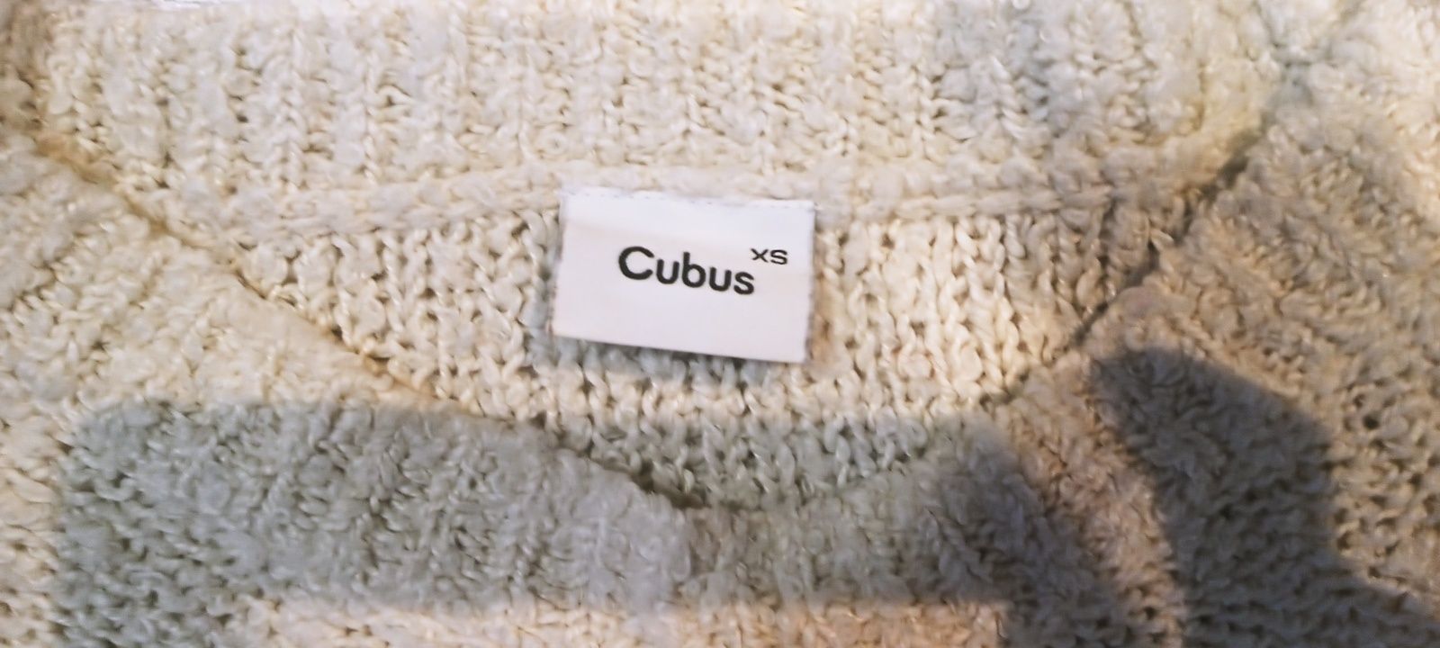 Sweter XS Cubus kremowy