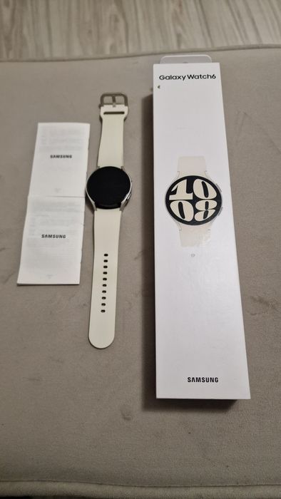 Smartwatch  Samsung Galaxy Watch 6 cały zestaw, stand bdb