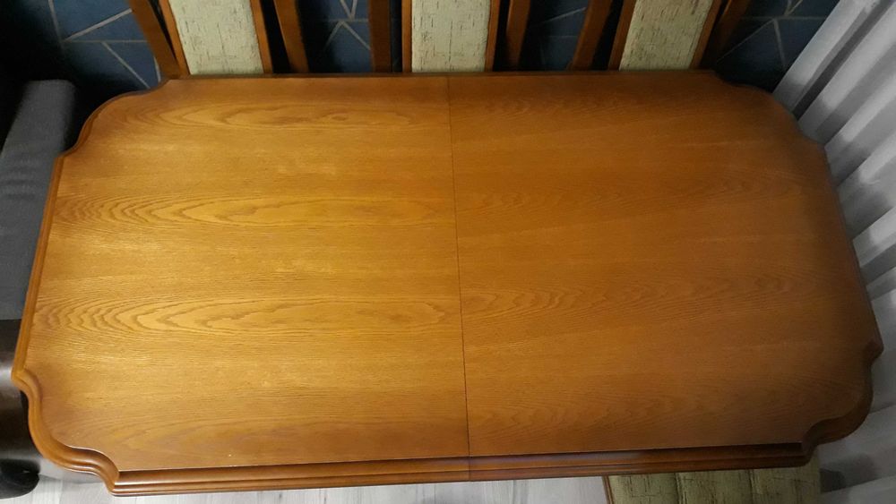 Stół drewniany+6 krzeseł+stolik