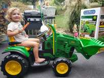 Koparka JOHN DEERE traktor z turem Peg-Perego na akumulator
