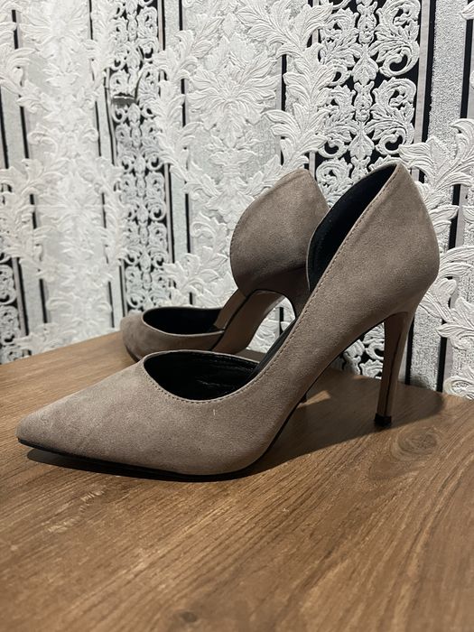 Замшеві лодочки на 25см, разгружаю шкаф