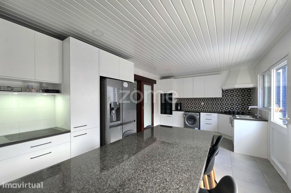 Moradia T3 + 1 - Calhetas, Ribeira Grande