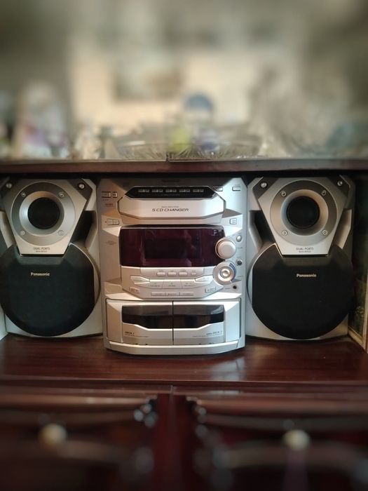Музичний центр Panasonic SA-AK24 — 5 CD, 2 касети, оригінальні колонки