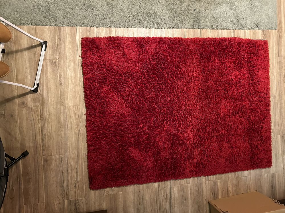 Tapete vermelho usado