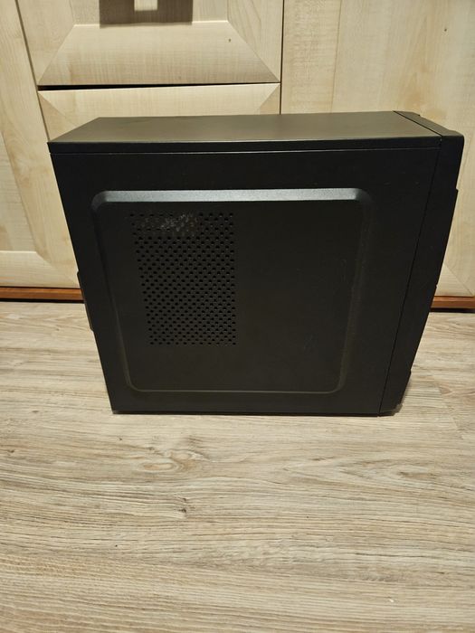 Komputer stacjonarny i5/8gb ram/ RX550 4Gb