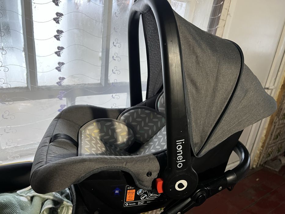 Автокрісло дитяче