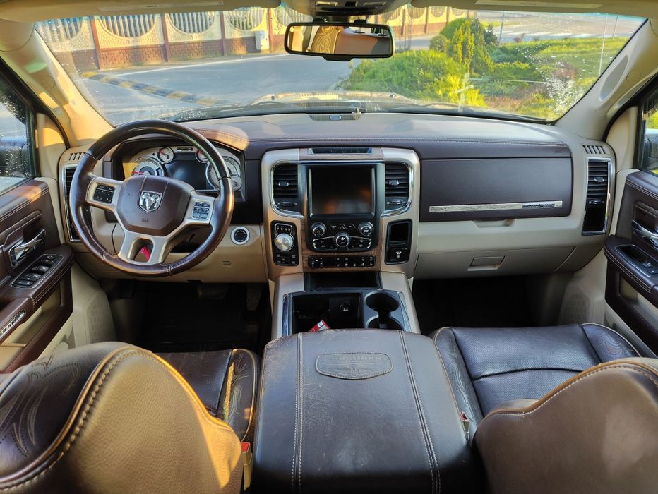 Dodge ram 5.7 hemi 4x4 zamiana