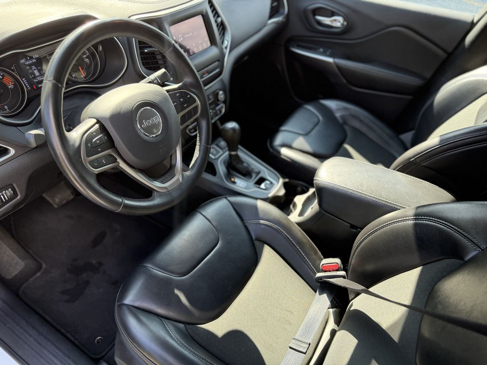 Jeep Cherokee Kl 2019 рік Latitude plus