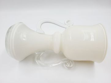 Piękny szklany biały wazon Tarnowiec