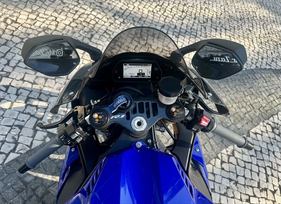 Yamaha YZF-R1 2017