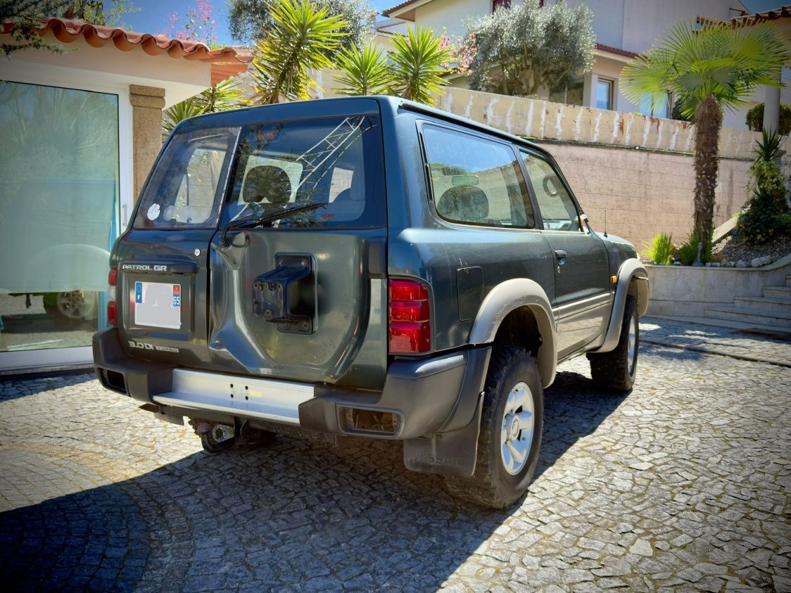 Nissan Patrol Gr y61 3.0di auto
