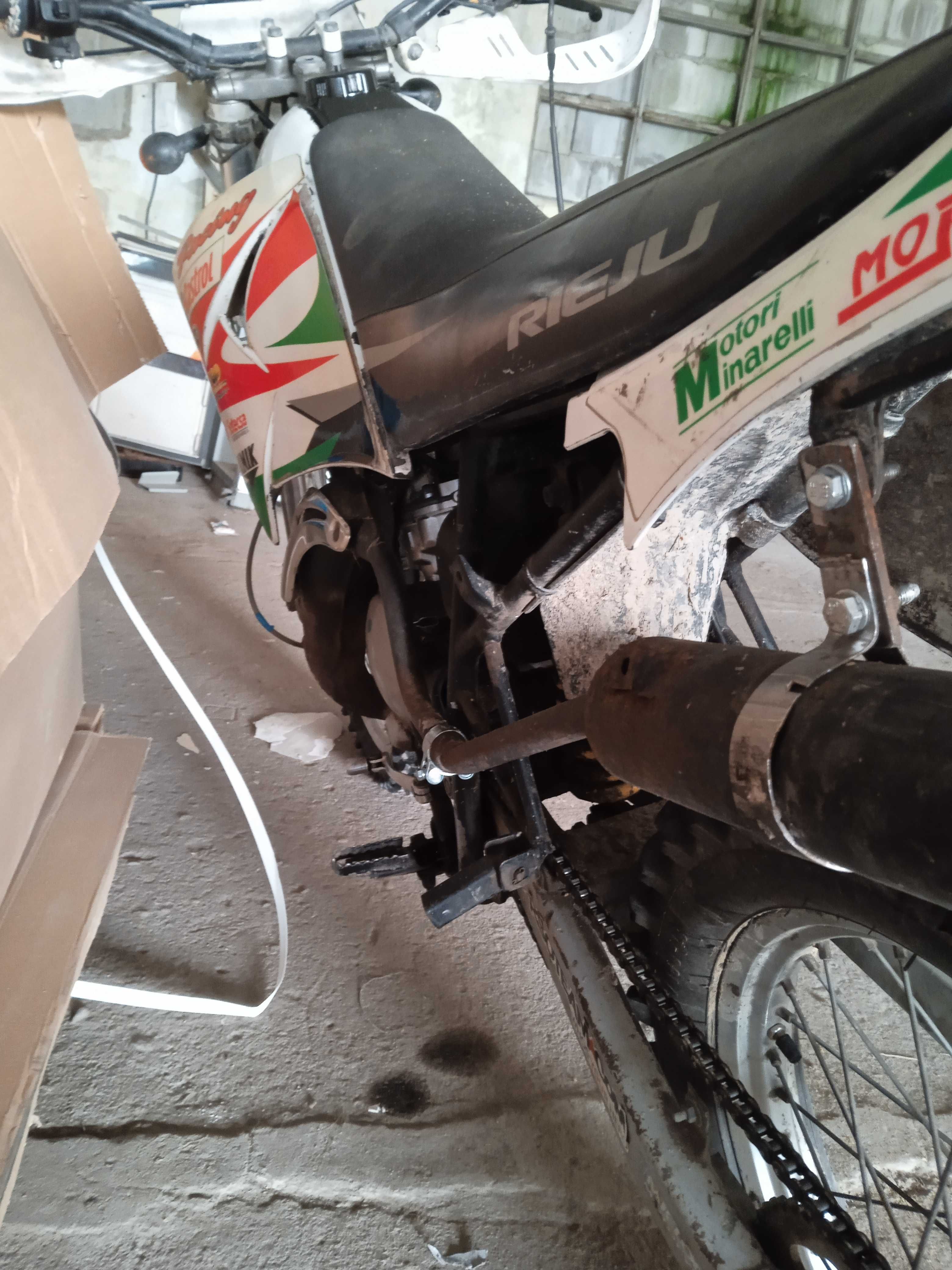 RIEJU RR wersja Castrol50/90