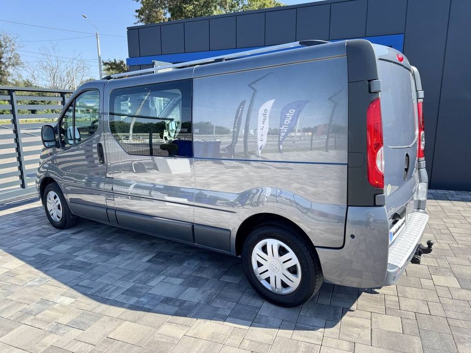 Opel Vivaro 2014 freshauto