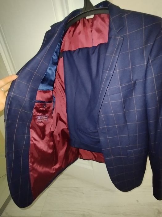 Чоловічий костюм