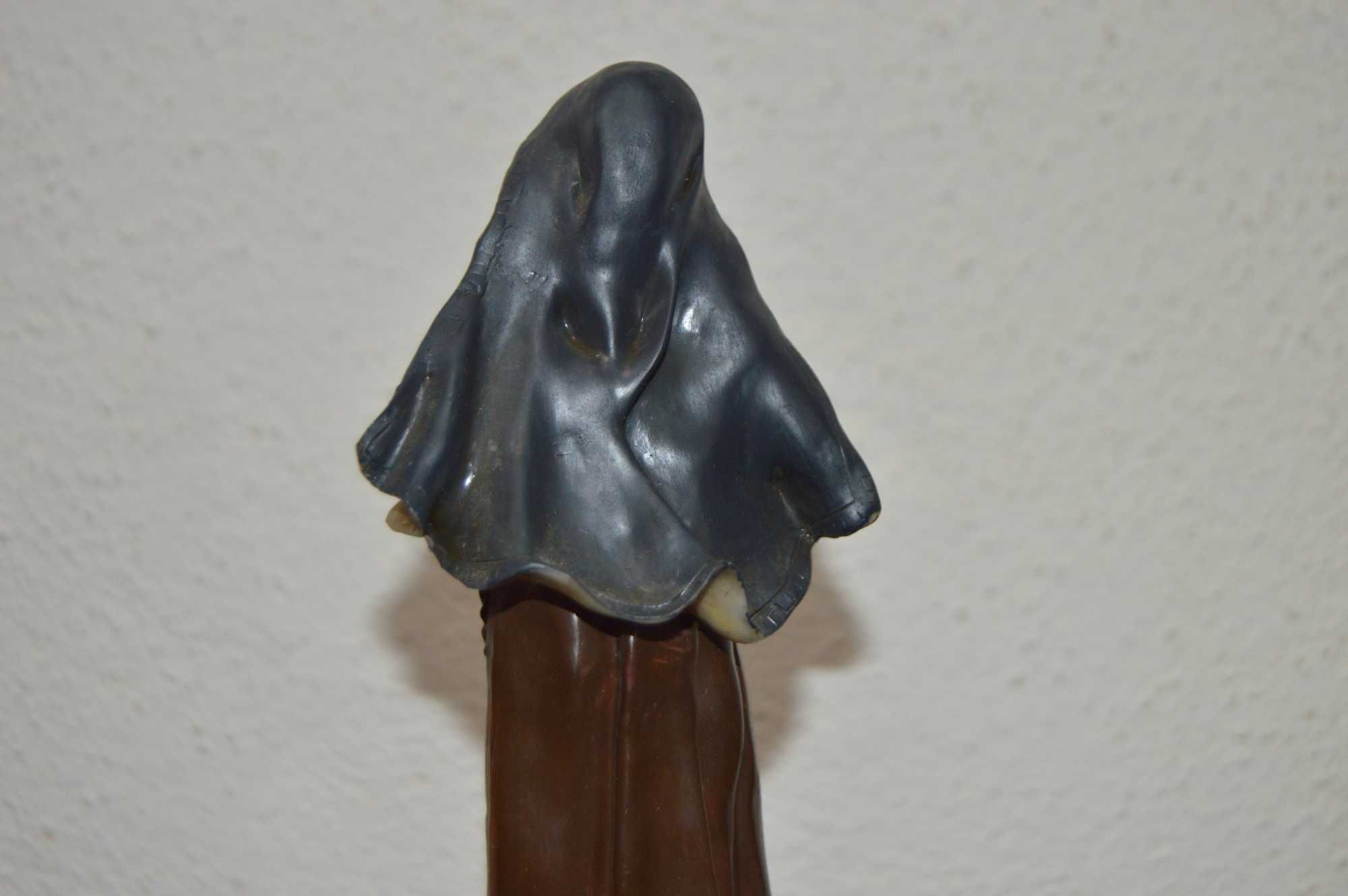 Escultura de Santa Teresinha - 20cm - €10