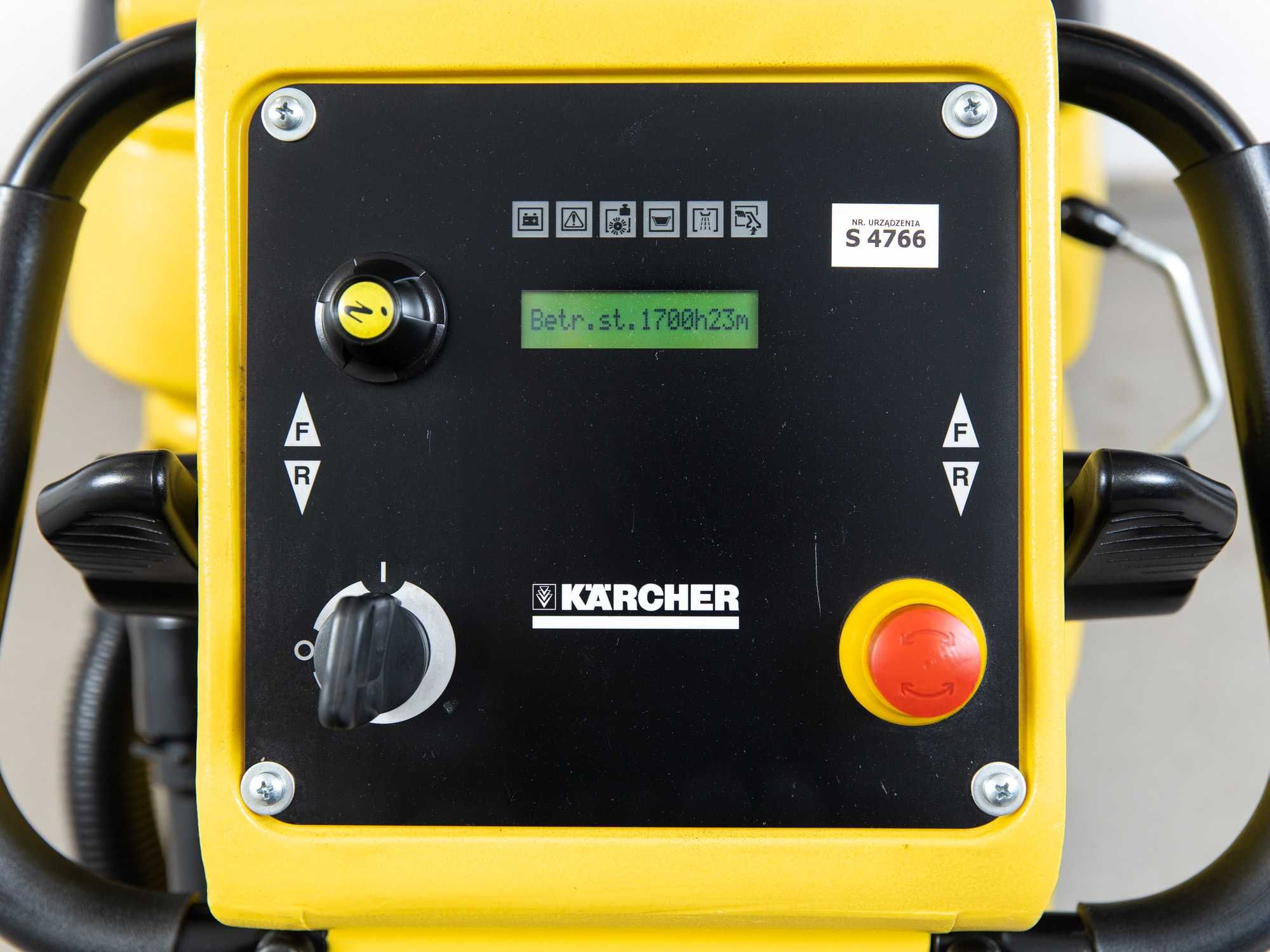 SZOROWARKA KARCHER B 60 W D65 Bp Pack NOWE BATERIE 1700mth 12500netto