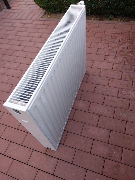 Grzejnik z termostatem 80×60