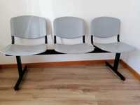 Conjunto de cadeiras de sala de espera