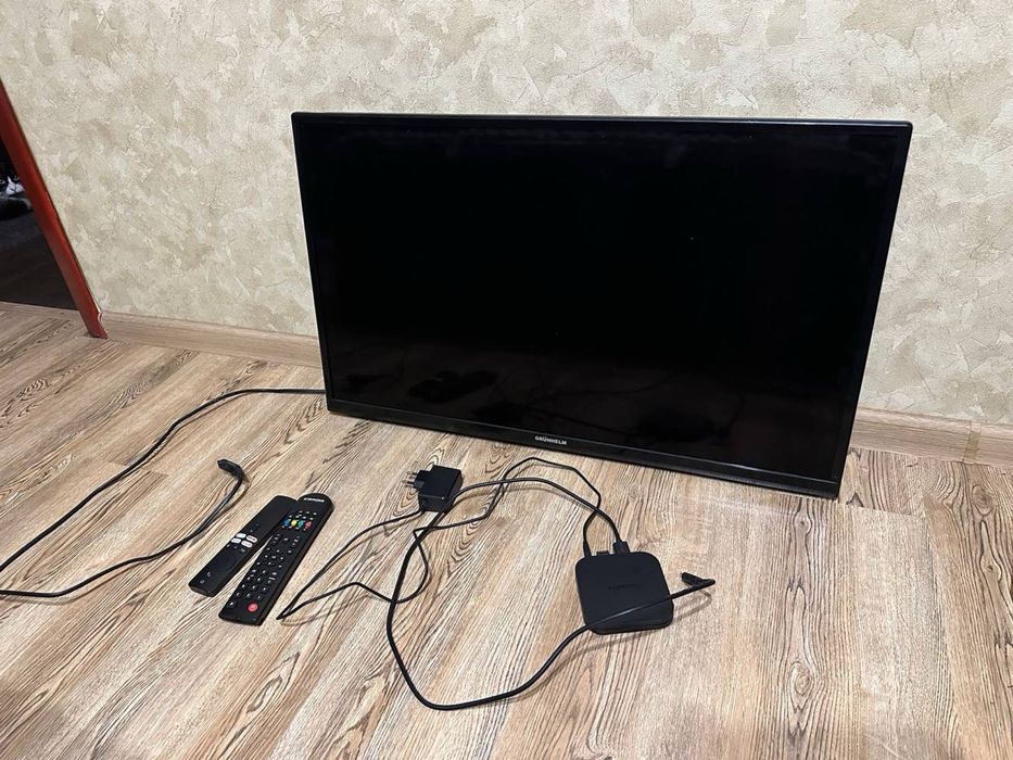 Продам телевизор GRUNHELM GTV32HD01T2