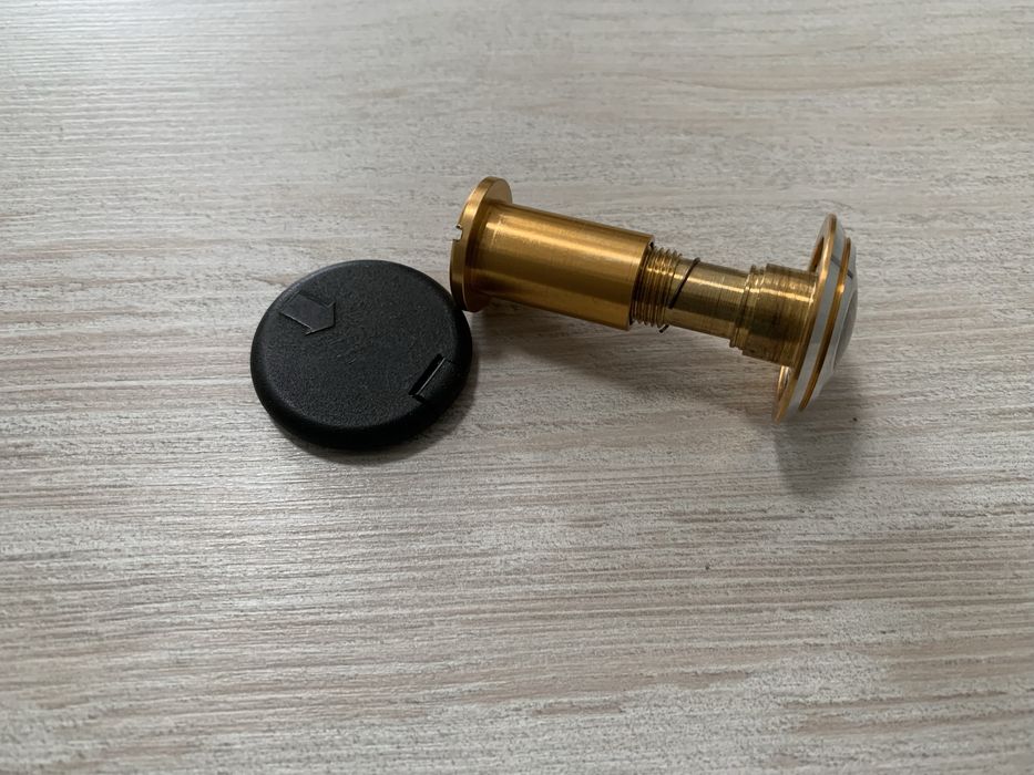 Продам дверне вічко глазок 30/55 б/у