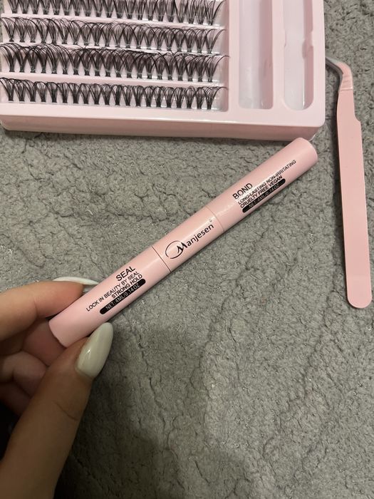 Набір пучкових вій із клеєм 30д