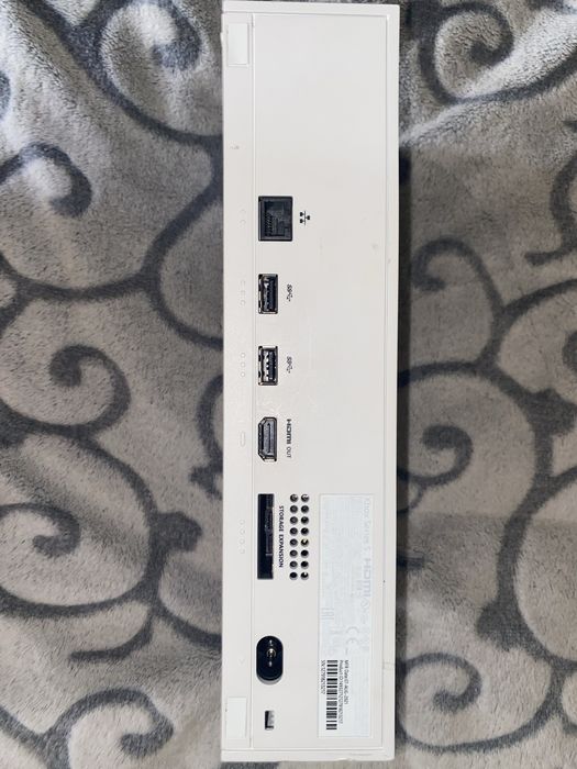 Консоль Xbox Series S 512 Gb