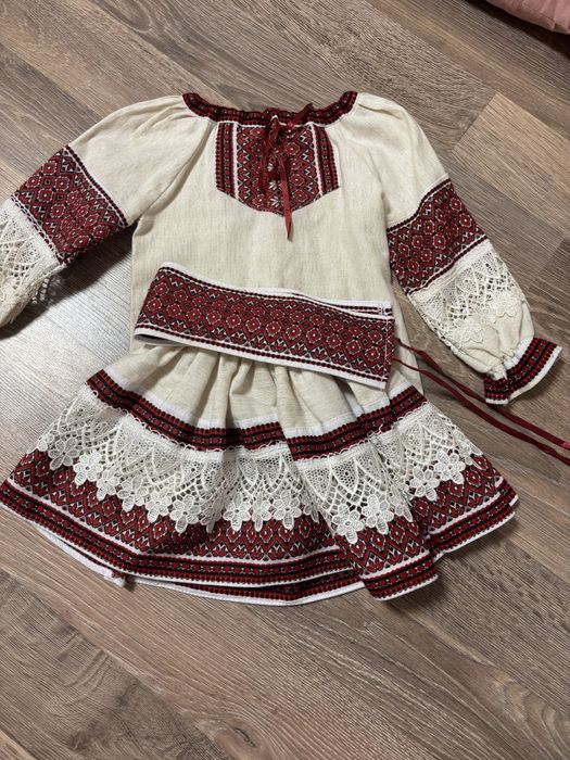 Дитяча вишиванка