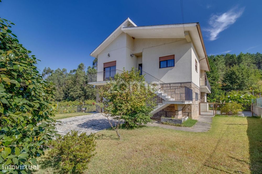 Quinta T4 | 5.000 m² | Renovada | Praia Fluvial | Amarante